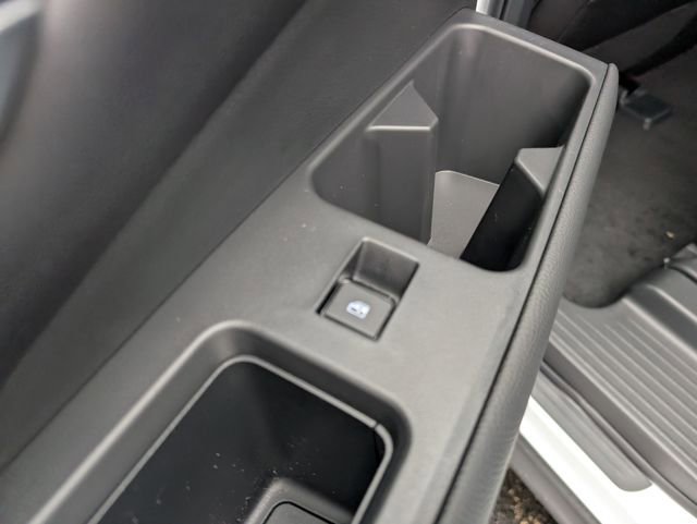 New 2025 Nissan Pathfinder SL w/ Black Appearance Package image 12