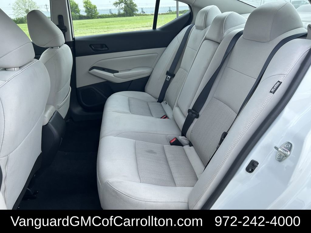 Used 2024 Nissan Altima 2.5 SV image 29