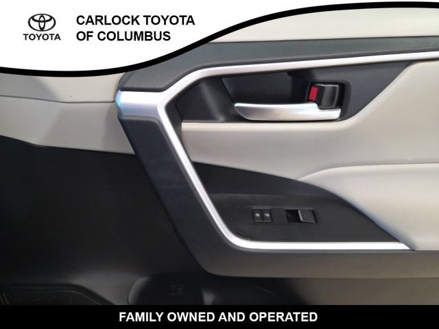 Used 2025 Toyota RAV4 XLE w/ Convenience Package AWD/4WD image 19