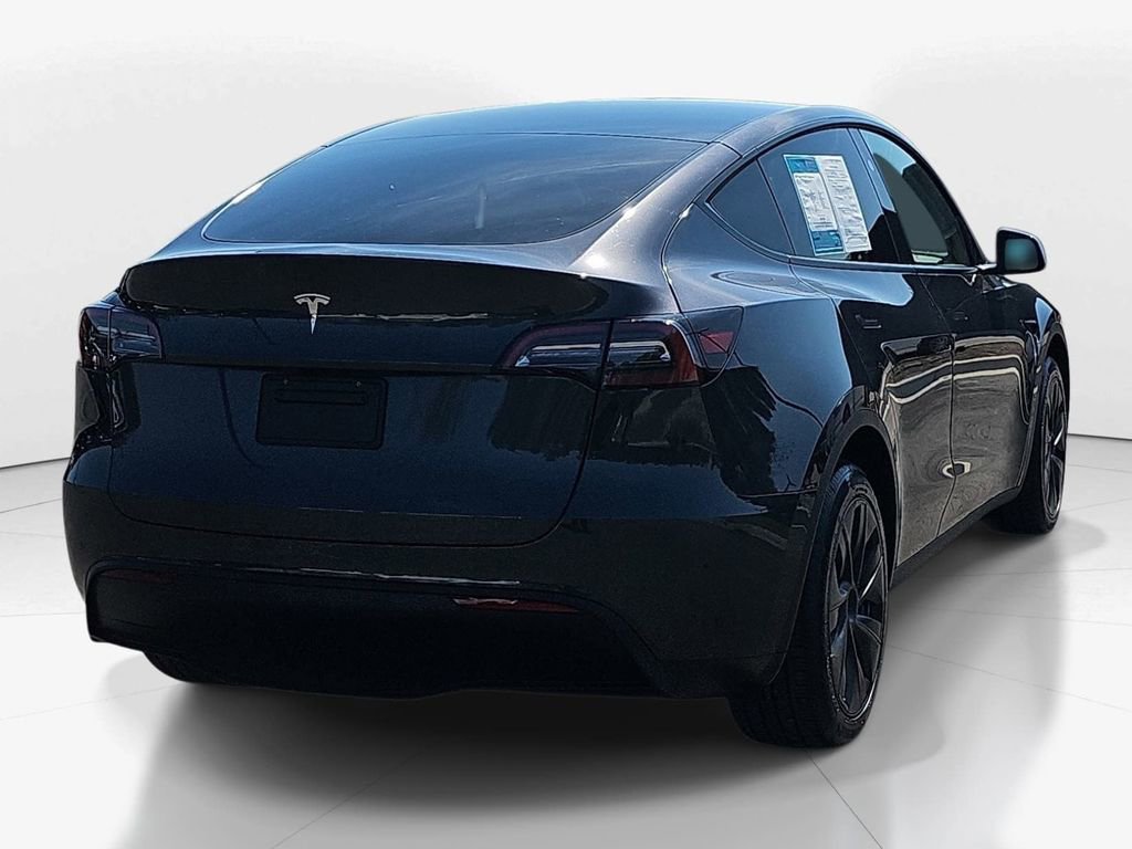 Used 2024 Tesla Model Y Long Range image 5