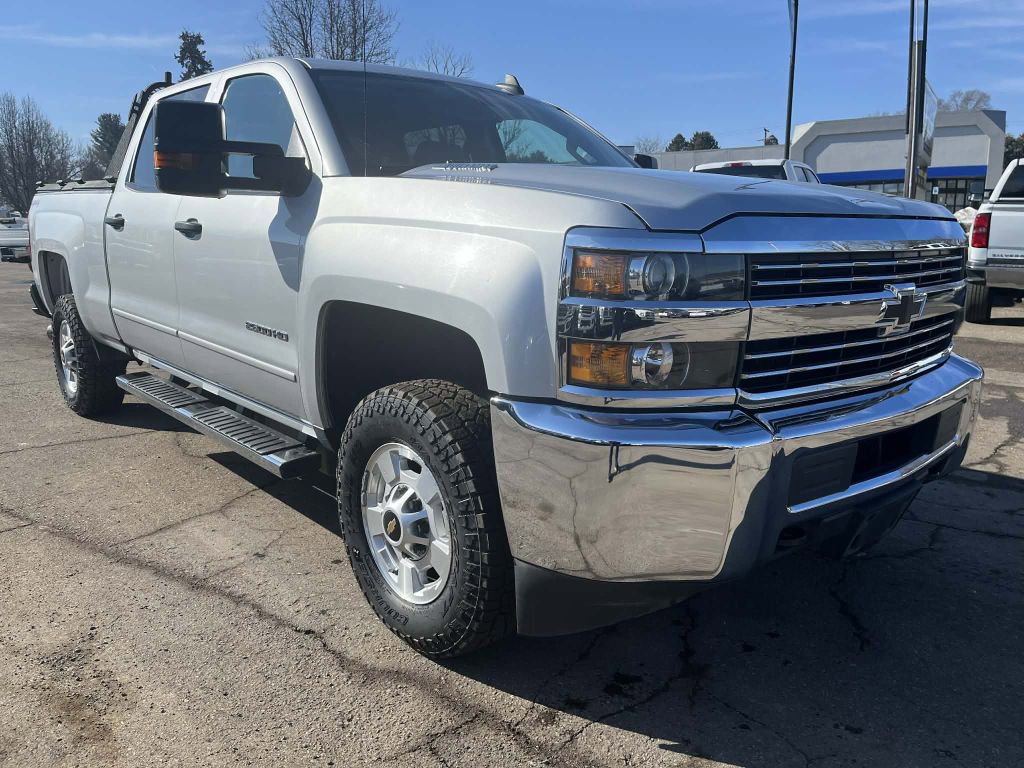Used 2016 Chevrolet Silverado 2500 W/T w/ WT Convenience Package AWD/4WD image 2