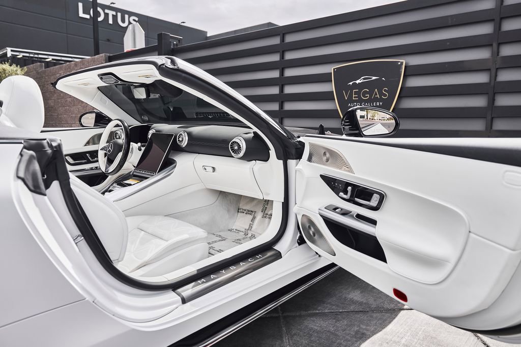 Used 2026 Mercedes-Benz Maybach SL 680 image 22