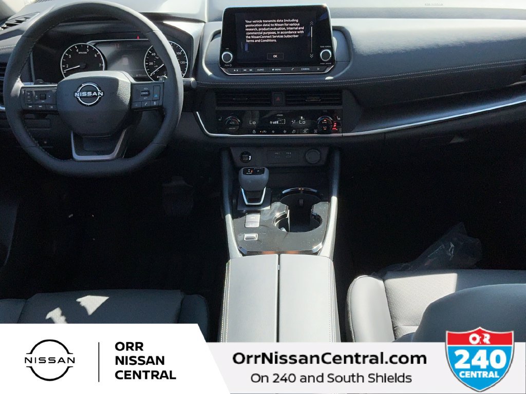 New 2027 Nissan Rogue Dark Armor FWD image 15