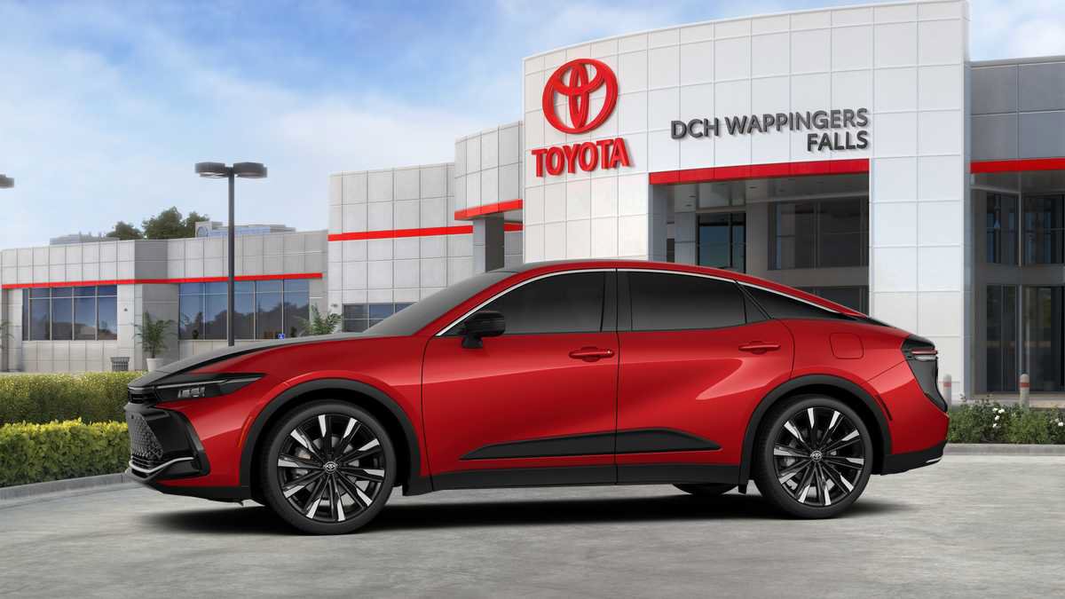New 2026 Toyota Crown Platinum AWD/4WD image 33