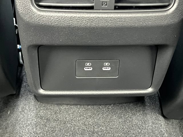 New 2026 Nissan Rogue SV w/ Cold Weather Package AWD/4WD image 32
