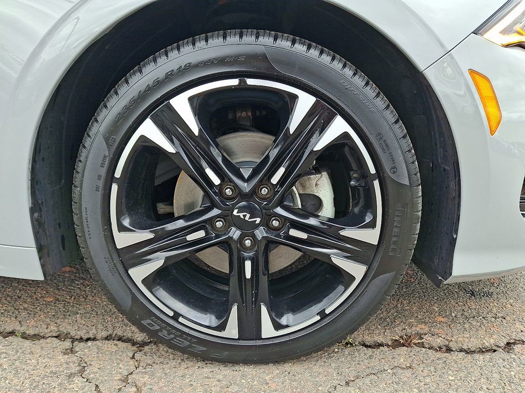 Used 2024 Kia K5 GT-Line w/ GT-Line Premium Package FWD image 8