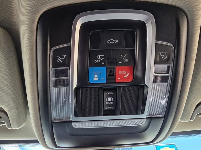 Used 2024 RAM 2500 Laramie AWD/4WD image 20