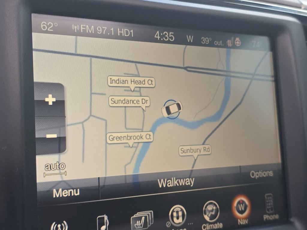 Used 2016 RAM 1500 Laramie image 4