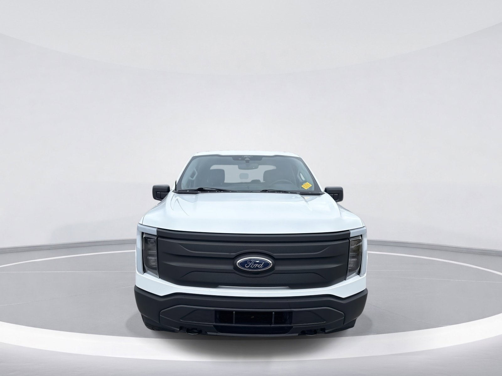 Used 2022 Ford F150 Lightning Pro image 2