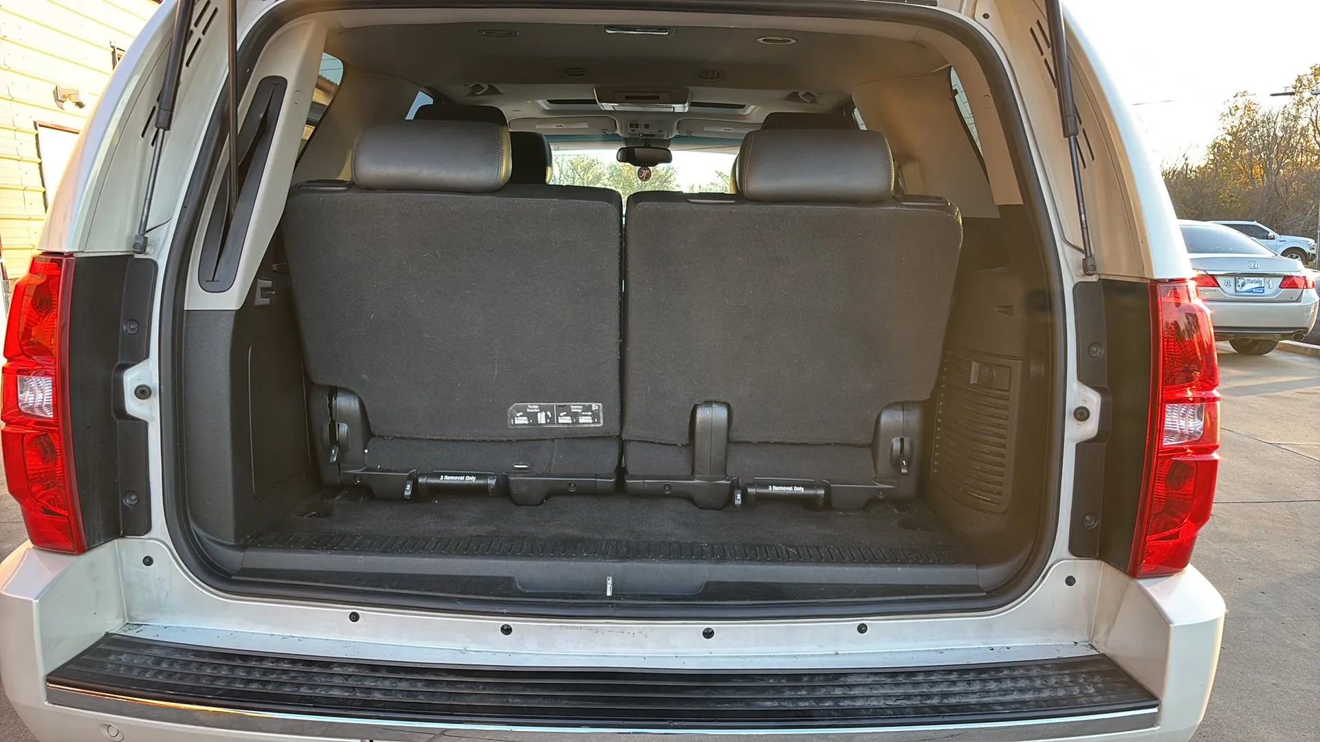 Used 2012 Chevrolet Tahoe LTZ image 26