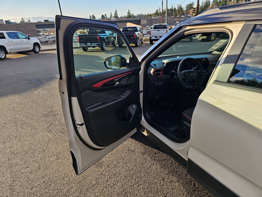 New 2026 Chevrolet TrailBlazer RS w/ Convenience Package image 19