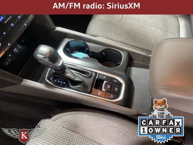 Used 2020 Hyundai Santa Fe SEL w/ Convenience Package image 18