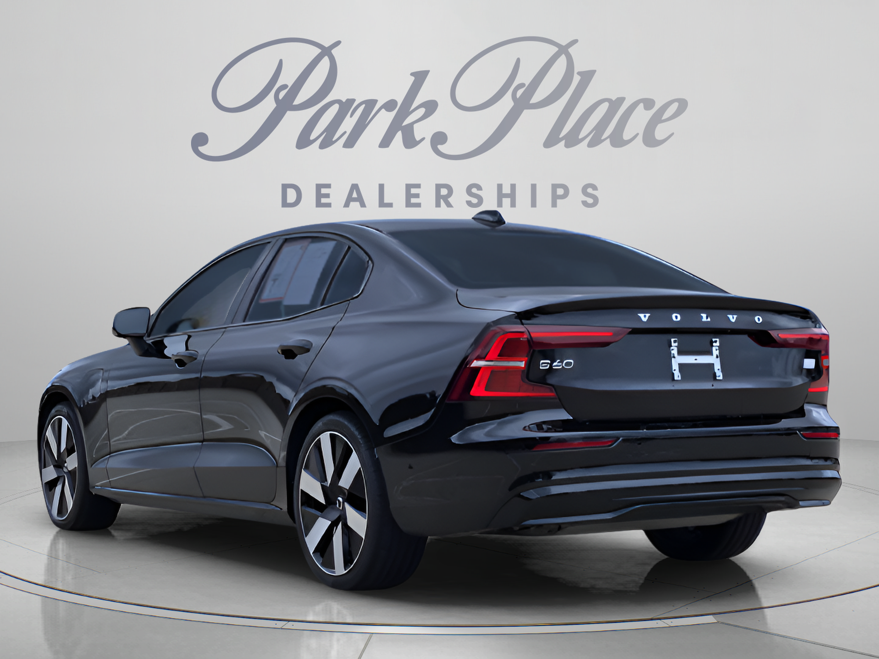 Used 2024 Volvo S60 T8 Plus w/ Climate Package AWD/4WD image 3