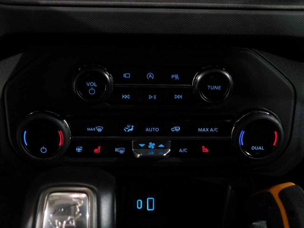 Used 2024 Ford Bronco Badlands image 50