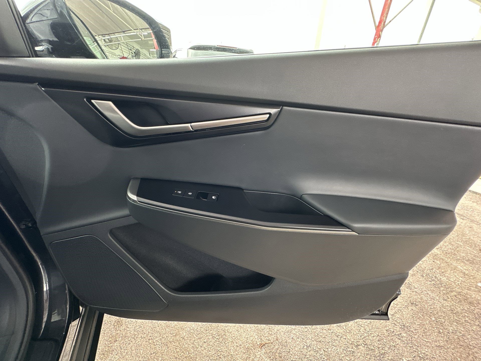 Certified 2025 Kia EV6 Light image 29