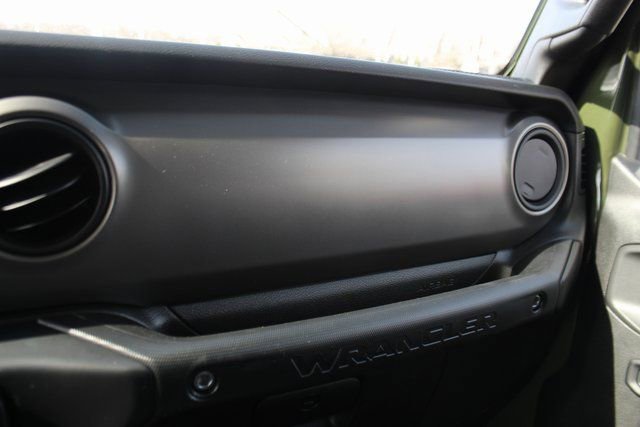 Used 2022 Jeep Wrangler Sport S image 22