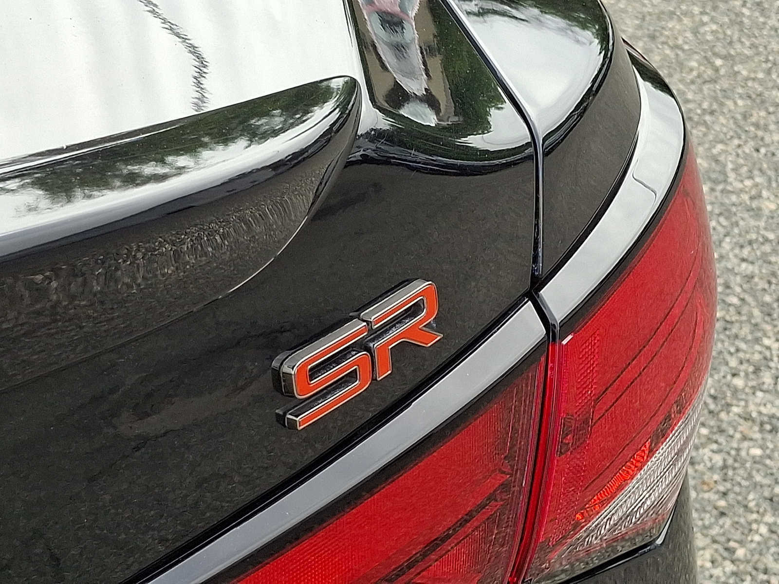 Used 2024 Nissan Sentra SR w/ SR Premium Package FWD image 30
