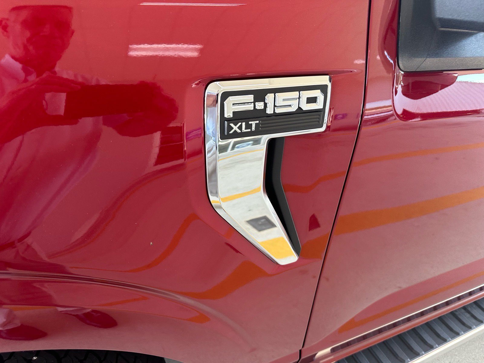 New 2026 Ford F150 XLT w/ Equipment Group 302A MID AWD/4WD image 4