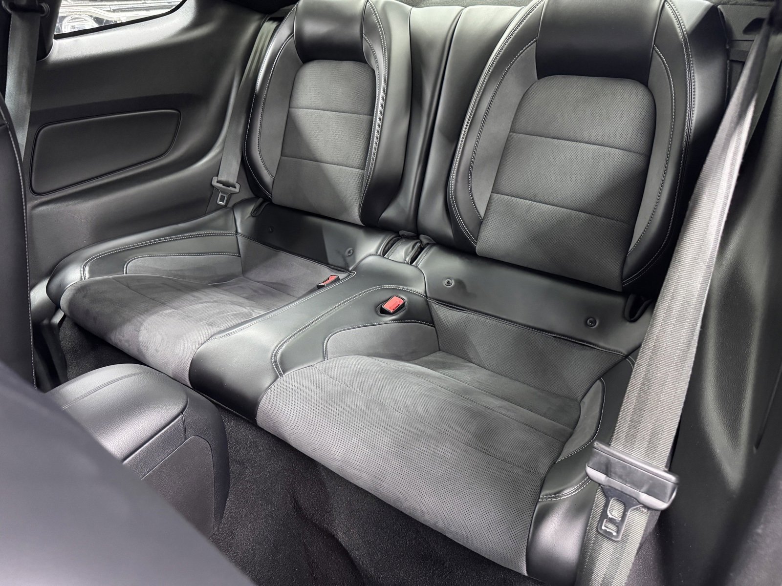 Used 2019 Ford Mustang Shelby GT350 w/ Technology Package image 23
