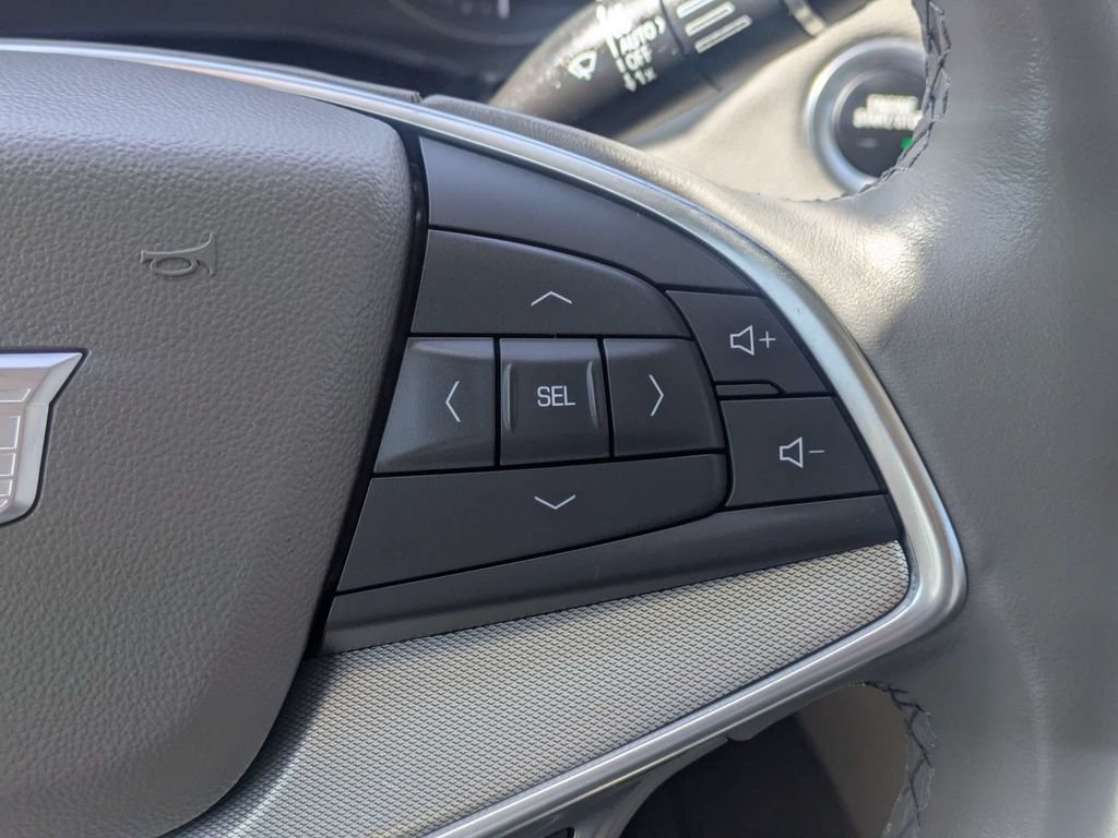 Used 2022 Cadillac XT5 Premium Luxury w/ Technology Package FWD image 28