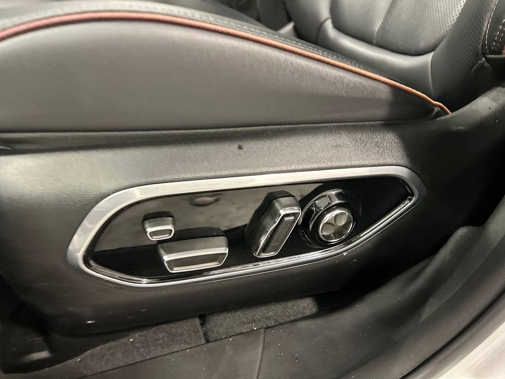 Used 2024 Jeep Wagoneer Launch Edition image 17