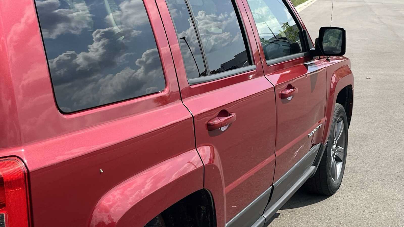 Used 2015 Jeep Patriot High Altitude AWD/4WD image 20