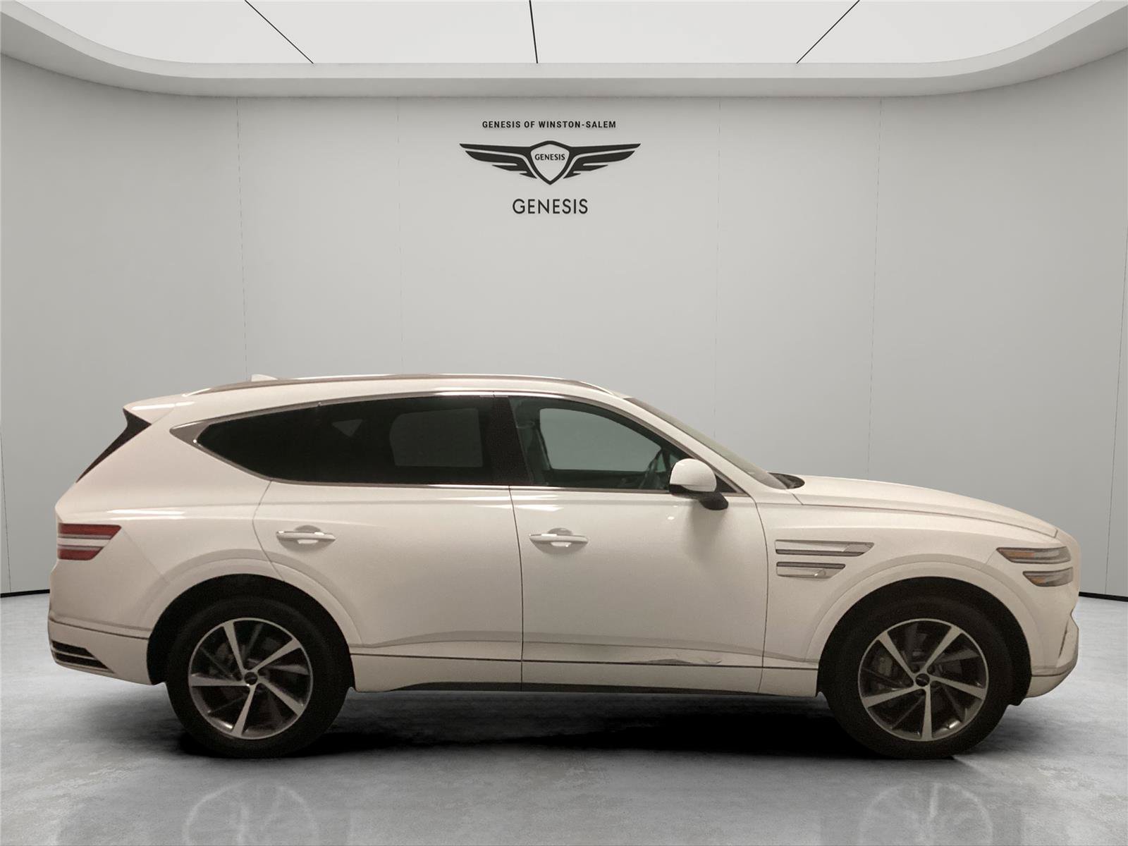 Used 2025 Genesis GV80 2.5T Select AWD/4WD image 6