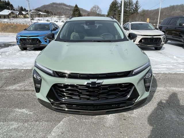 New 2026 Chevrolet Trax ACTIV w/ Driver Confidence Package image 2