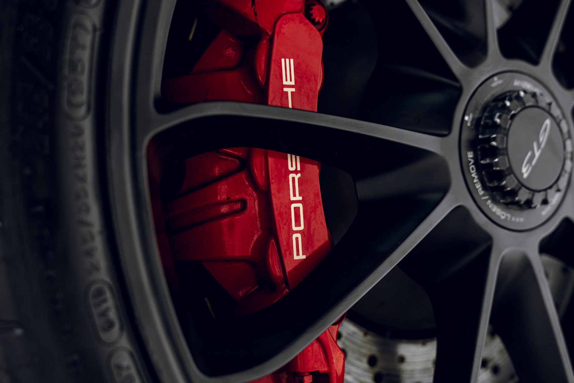 Used 2018 Porsche 911 GT3 RWD image 12