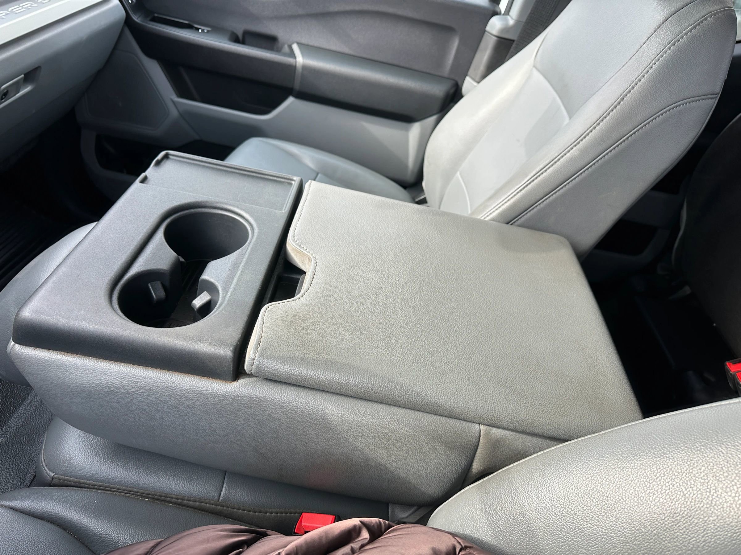 Used 2024 Ford F550 4x4 SuperCab Super Duty image 28