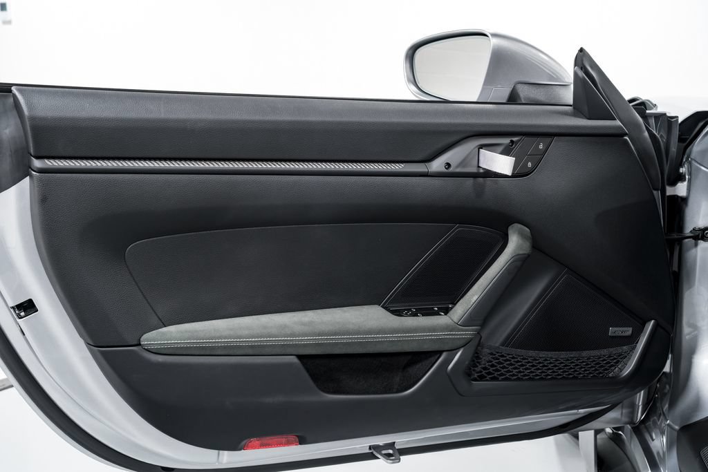 Used 2025 Porsche 911 GT3 RS RWD image 9