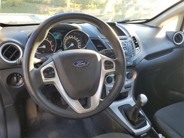 Used 2017 Ford Fiesta SE image 13