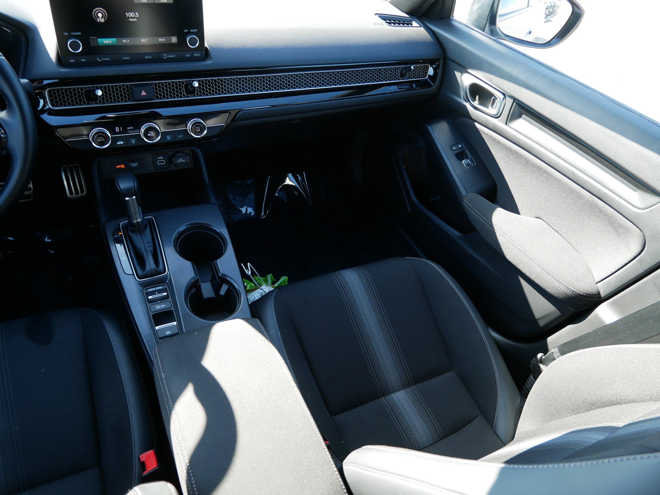 Used 2024 Honda Civic Sport image 11