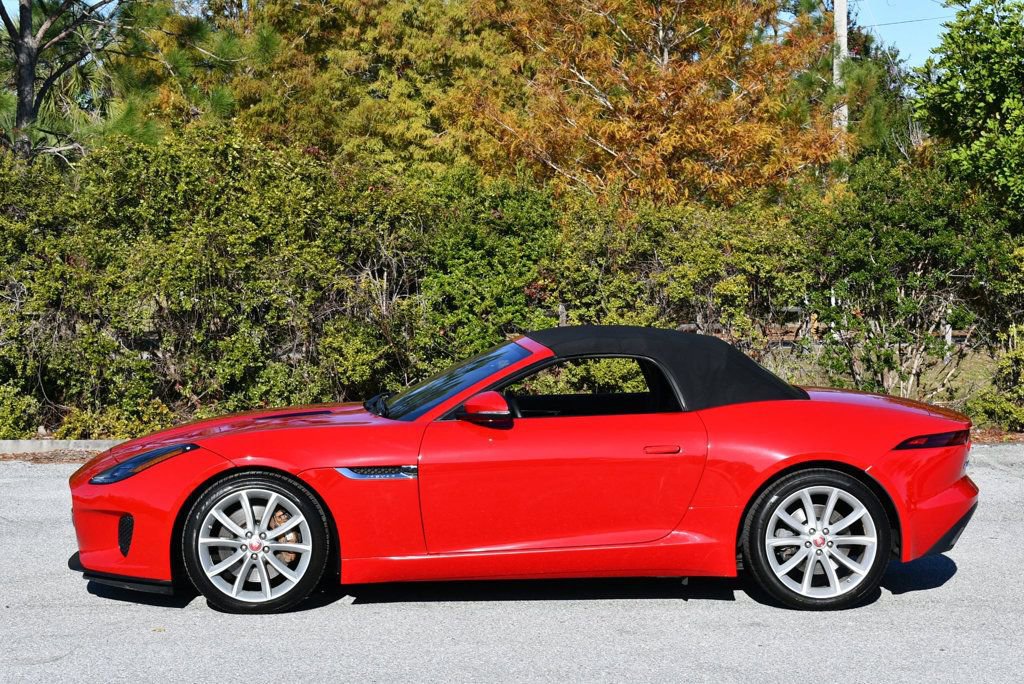Used 2019 Jaguar F-TYPE Convertible image 29
