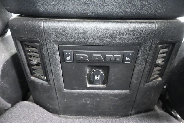 Used 2018 RAM 1500 Laramie AWD/4WD image 7