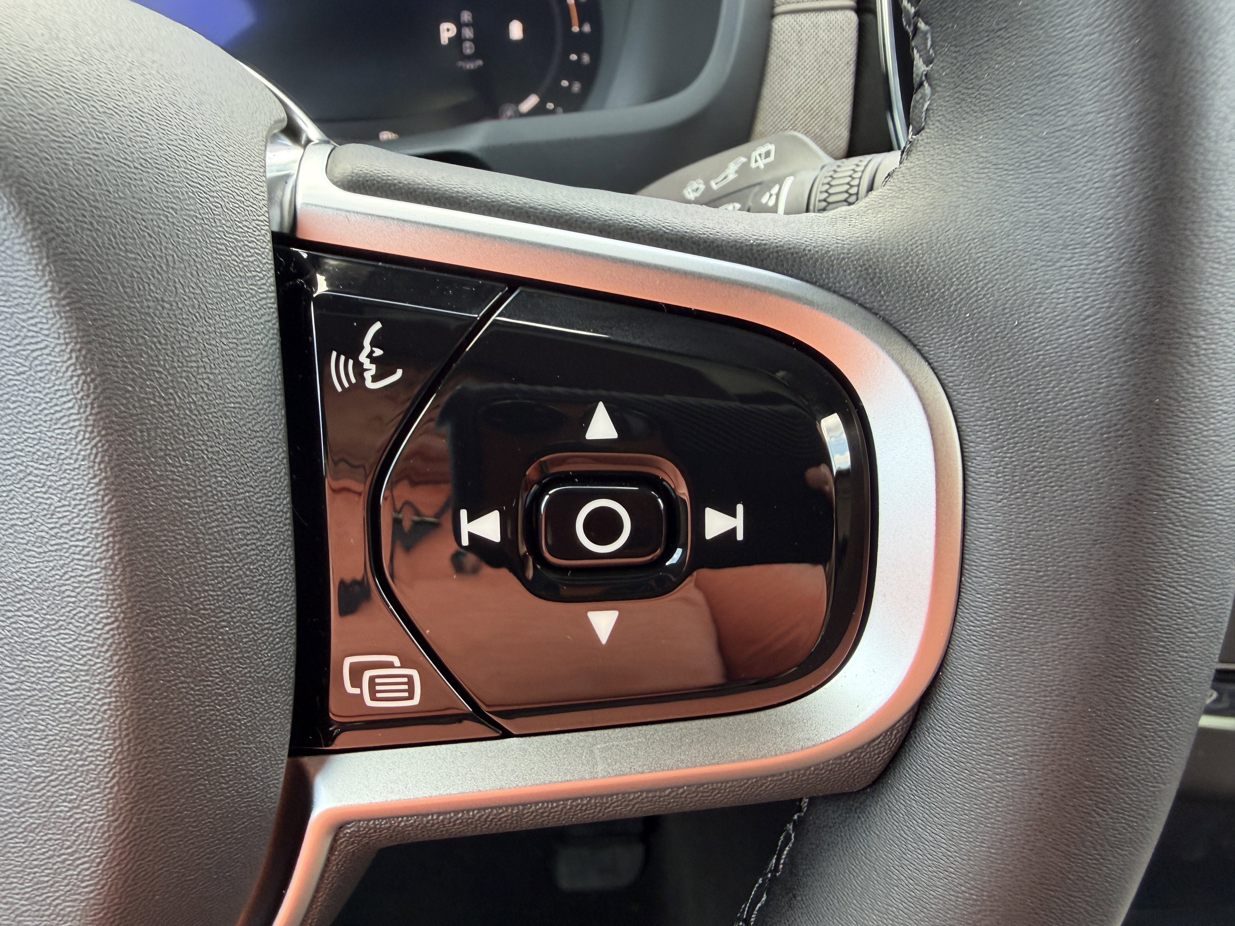 New 2026 Volvo XC90 B5 Core w/ Protection Package image 29