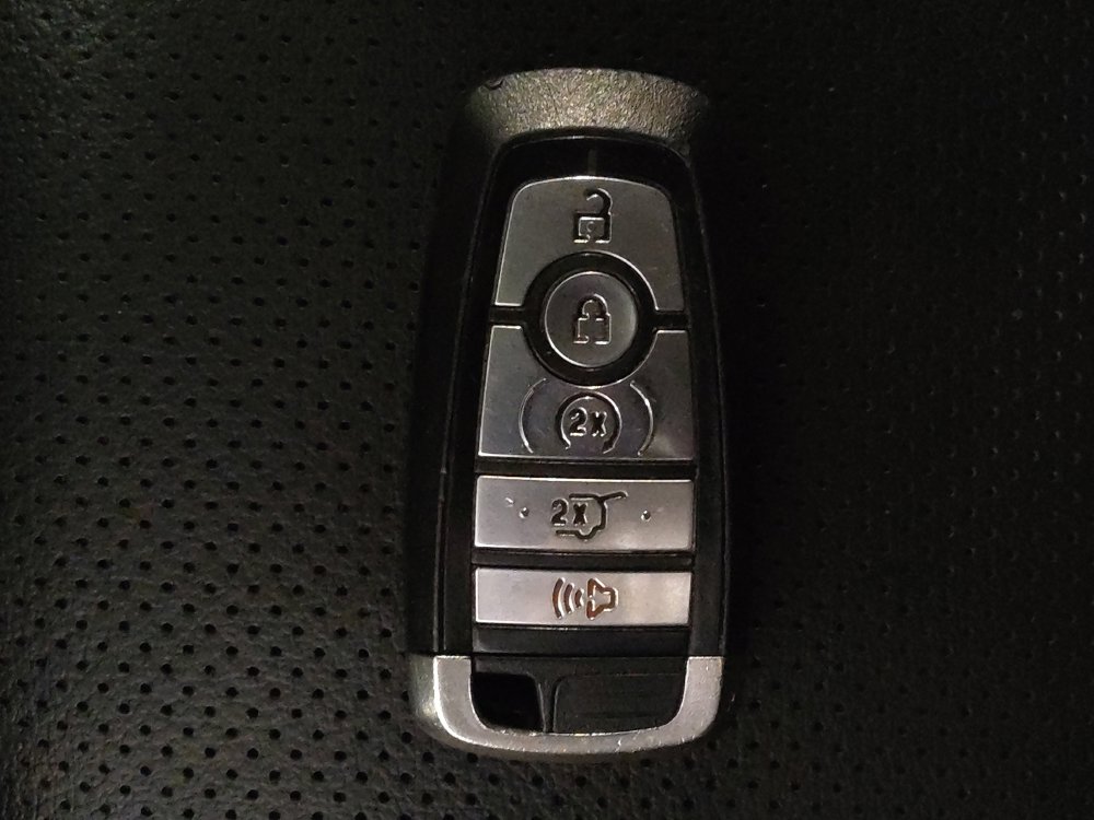 Used 2020 Ford Escape SEL FWD image 32