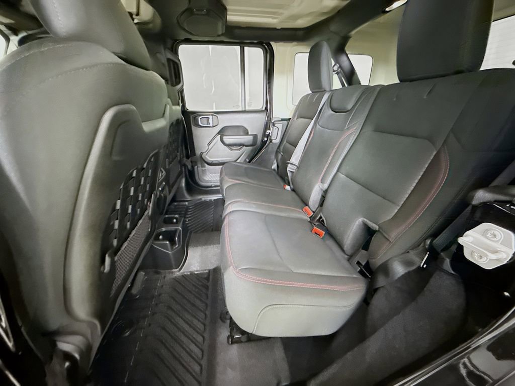 Used 2021 Jeep Wrangler Unlimited Rubicon w/ Xtreme Recon 35" Tire Package image 25