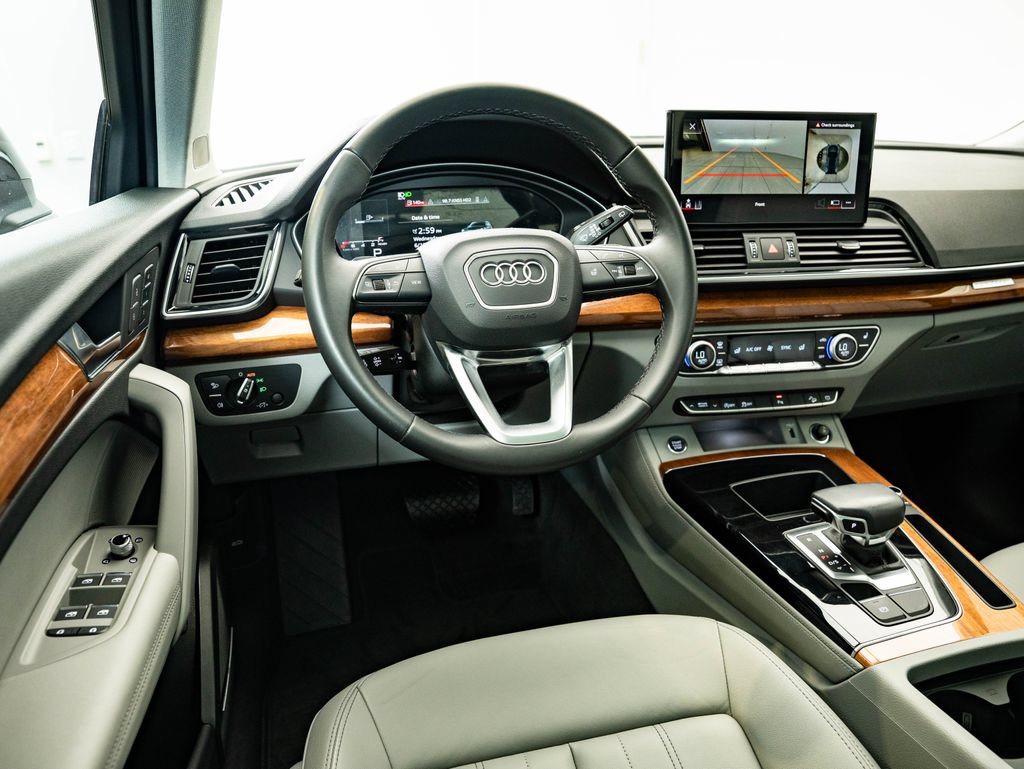 Used 2023 Audi Q5 2.0T Premium Plus w/ Premium Plus Package AWD/4WD image 34