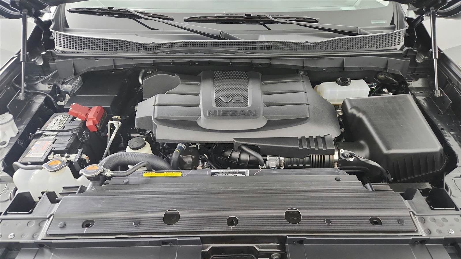 Certified 2024 Nissan Titan SV image 43