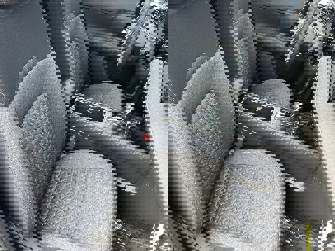 New 2026 Nissan Kicks SV image 10