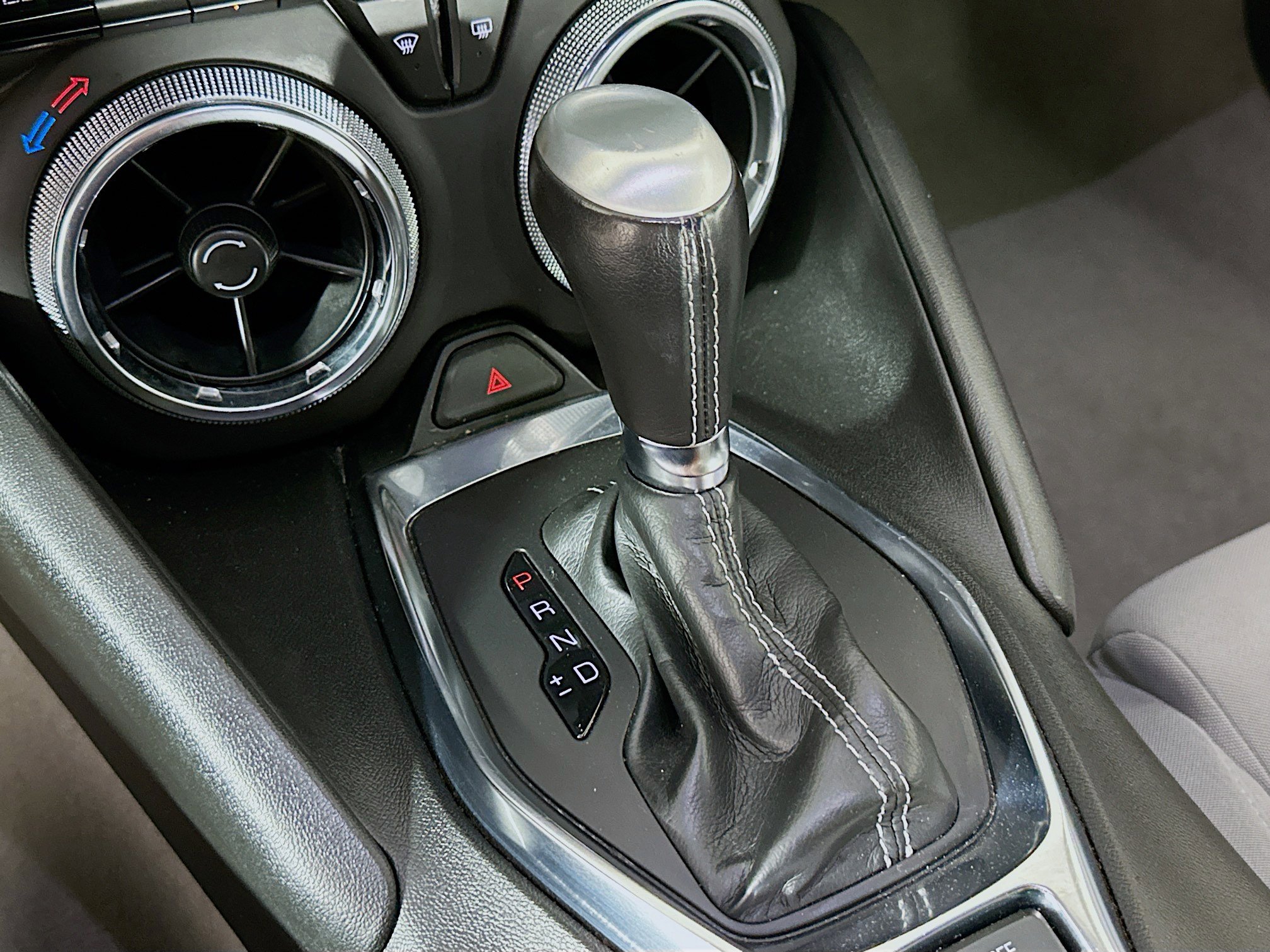 Used 2023 Chevrolet Camaro LT image 22