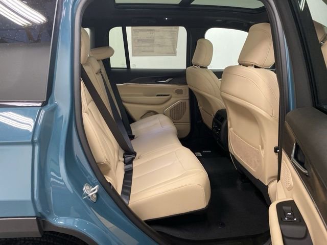 New 2026 Jeep Grand Cherokee Limited AWD/4WD image 27