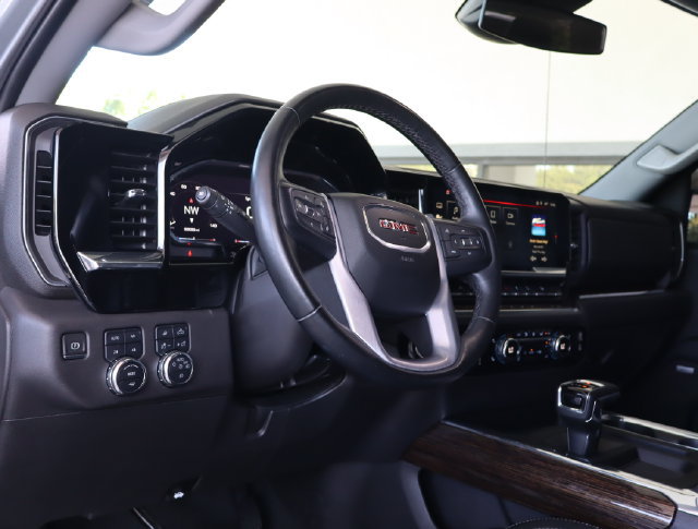 Used 2023 GMC Sierra 1500 Elevation w/ Preferred Package AWD/4WD image 19