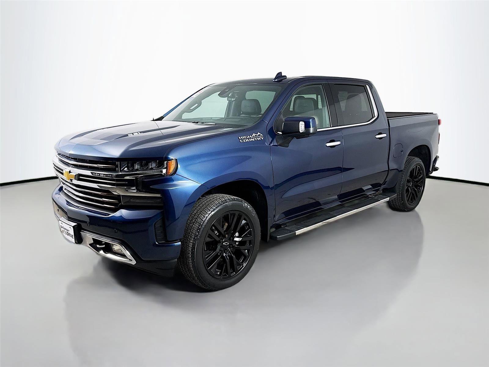 Used 2022 Chevrolet Silverado 1500 High Country w/ Technology Package image 4