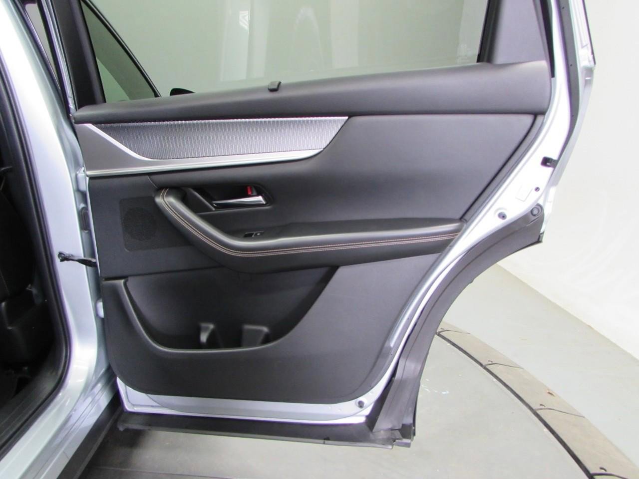 Used 2024 MAZDA CX-90 3.3 Turbo w/ Premium Package image 19