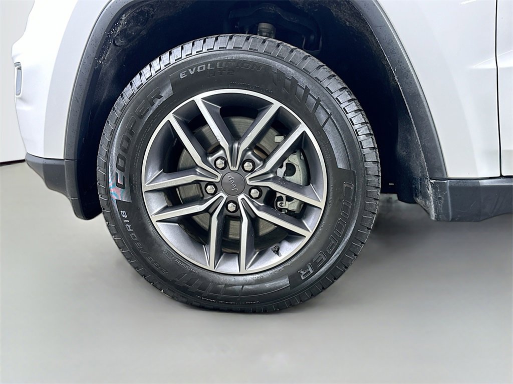 Used 2022 Jeep Grand Cherokee Limited w/ Tech Group image 8