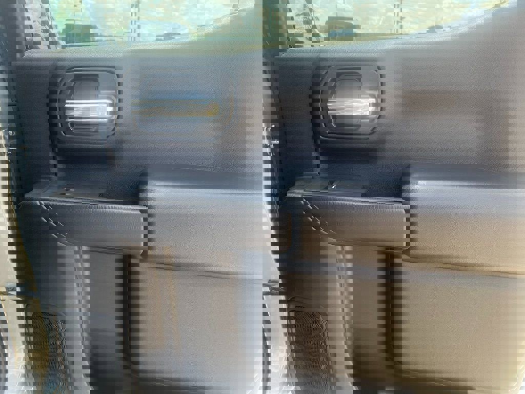 New 2026 Chevrolet Silverado 1500 Custom image 15