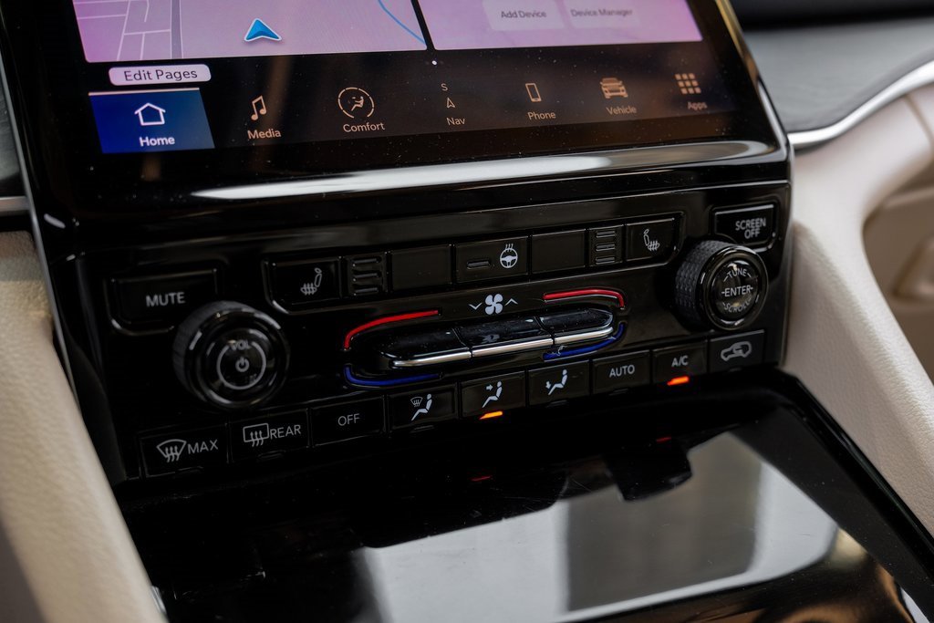 Used 2022 Jeep Grand Cherokee Limited image 34