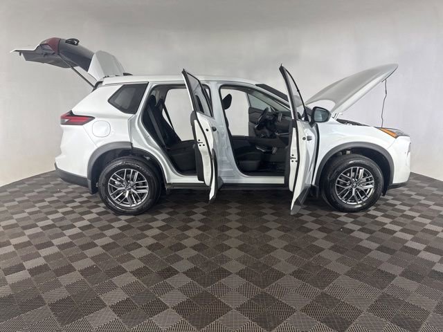 Certified 2024 Nissan Rogue S AWD/4WD image 13